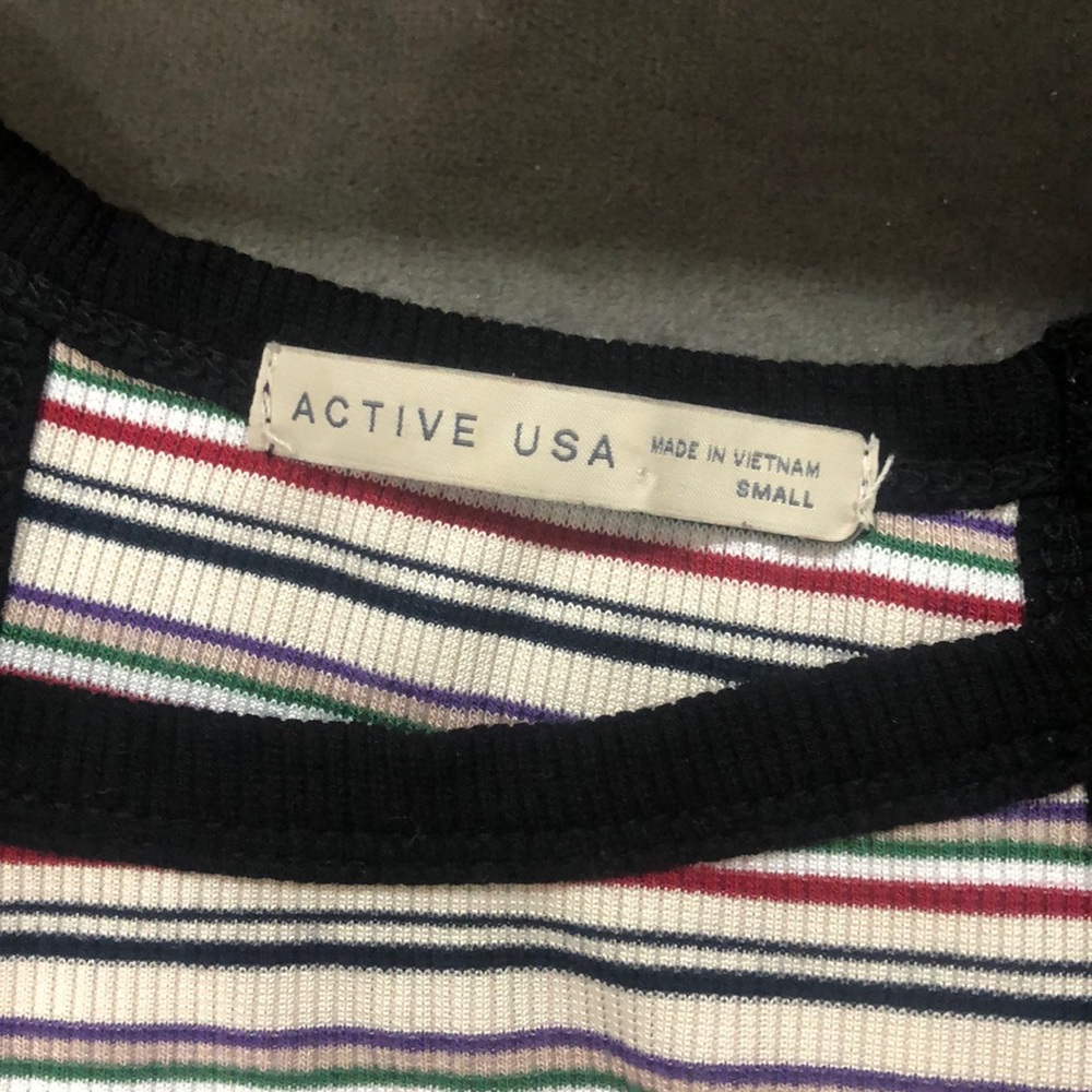 Striped halter top - Picture 2 of 3